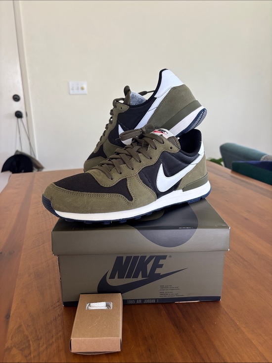 Nike Other - Nike Olive Green, Black & White Men's Running Shoes